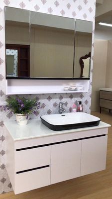 Ismarlama beyaz banyo vanity dolapları / birimleri tek lavabo duvara monte